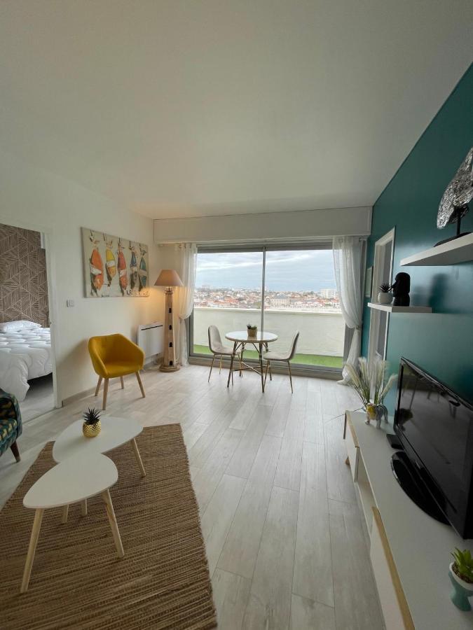 شقة Bright Nest - Open View - Residential Area لا روشيل المظهر الخارجي الصورة